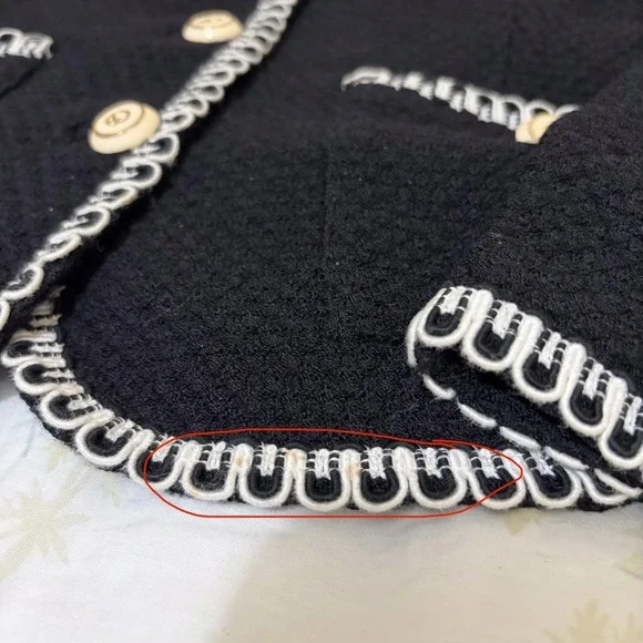 Vintage St John Couture Santana Knit Jacket M Black Ivory Trim Button Blazer - Picture 8 of 12